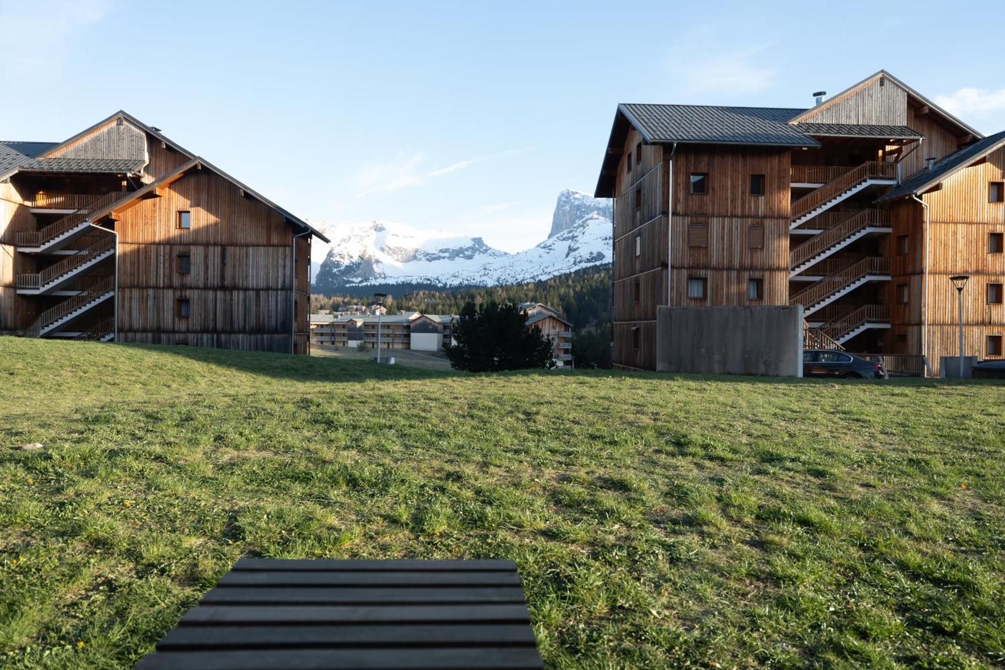Location Superdevoluy Le Devoluy Exterior foto